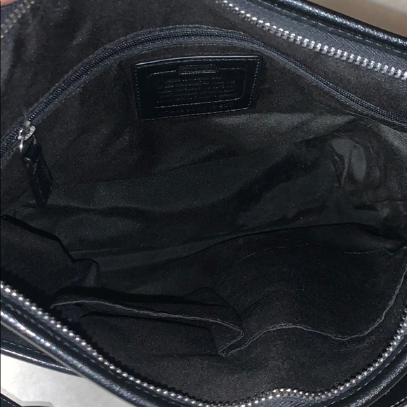 Large Black Coach shoulder bag, Like New! - Picture 5 of 7
